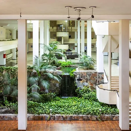 Con Vistas Al Jardín Apartamento *